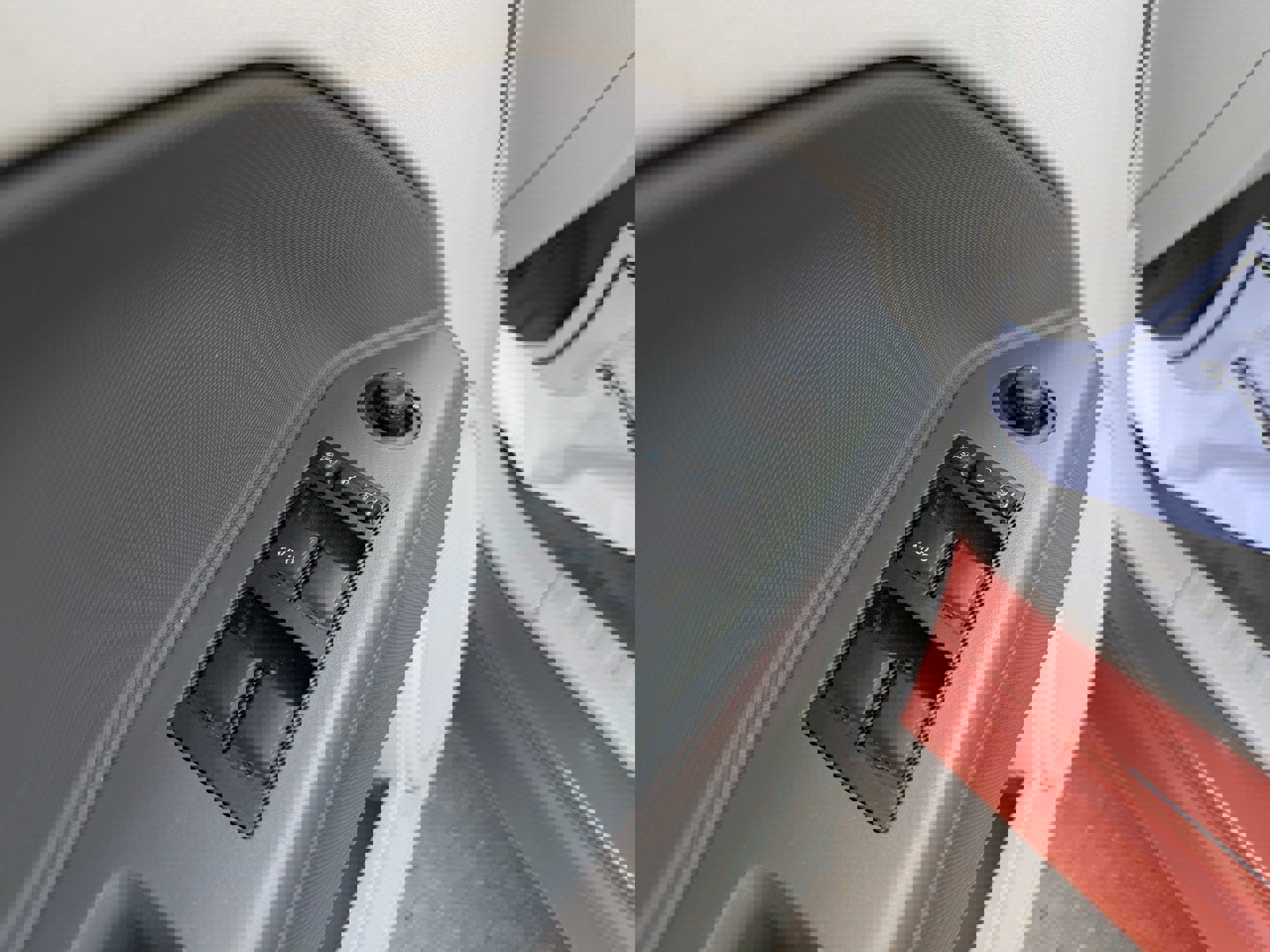 Used 2007 Dodge Caliber SXT image 11