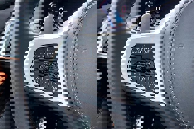 Used 2026 BMW X7 xDrive40i image 18