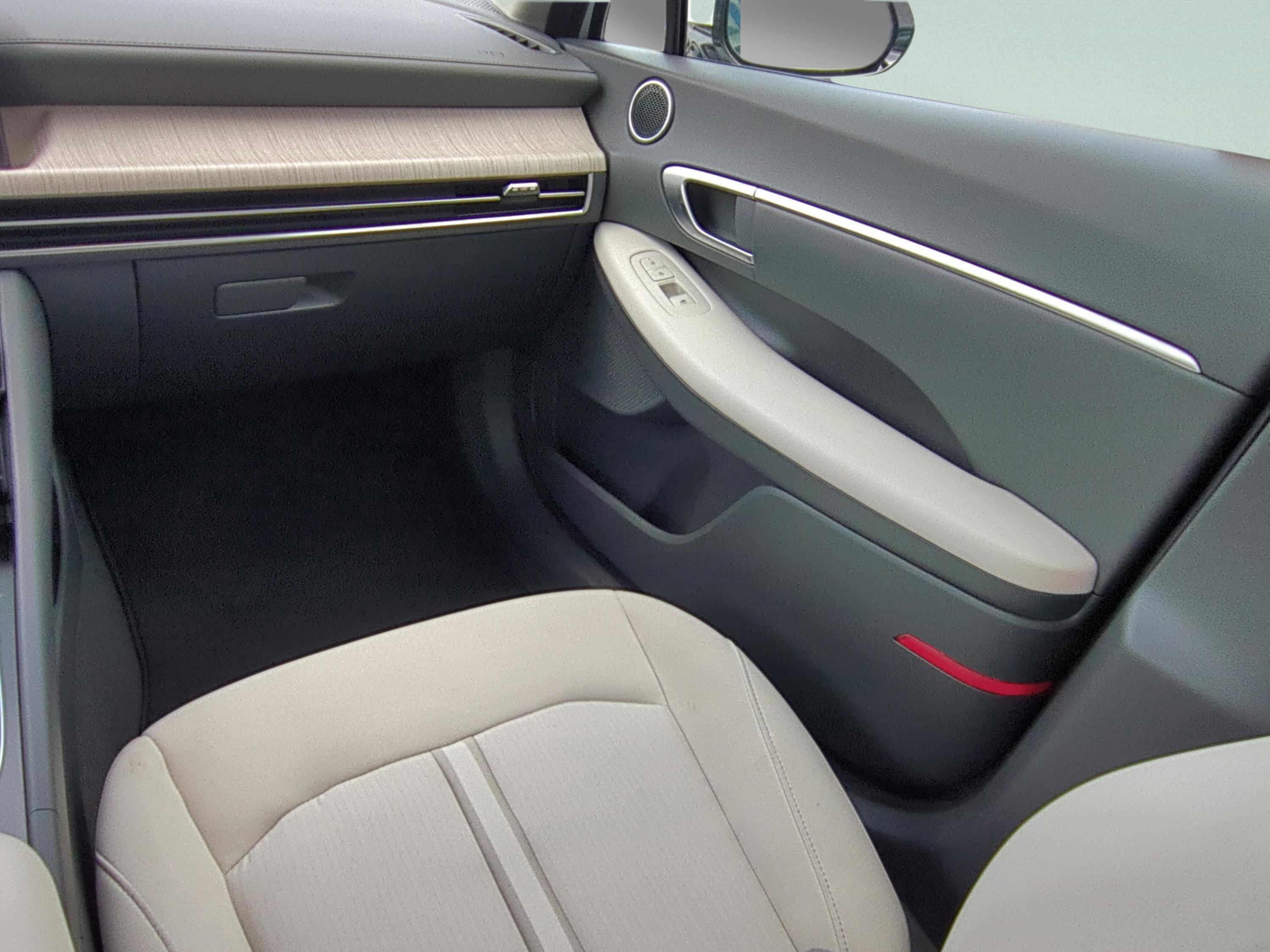 Certified 2025 Hyundai Sonata SEL FWD image 15