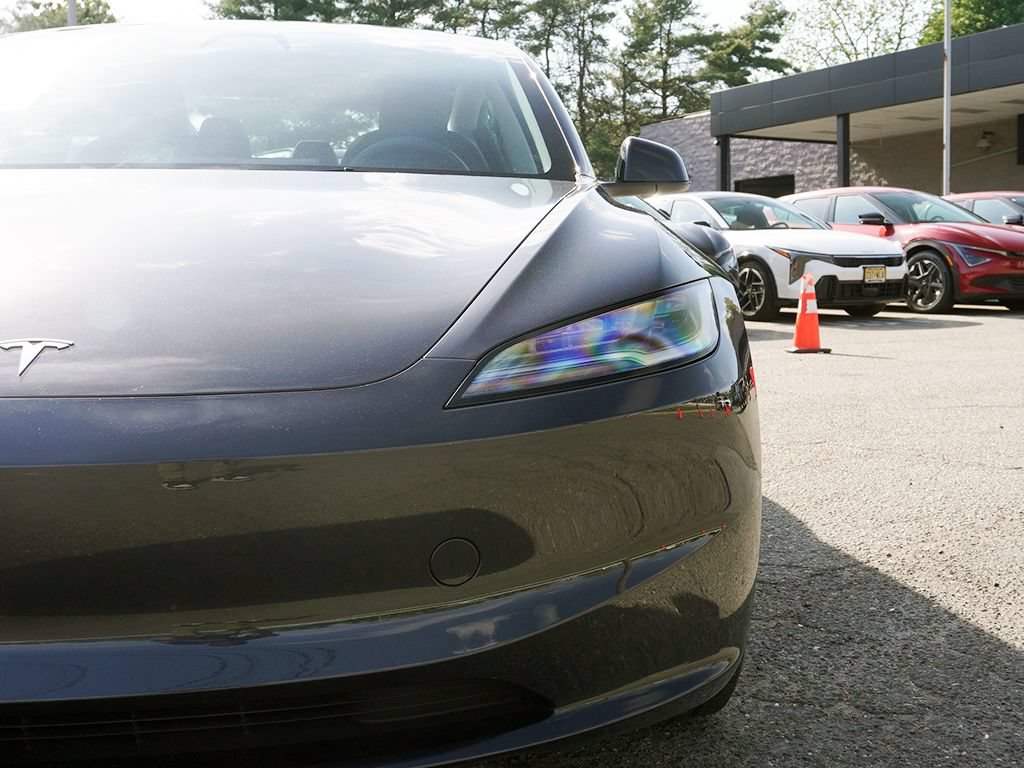 Used 2024 Tesla Model 3 Standard Range RWD image 13