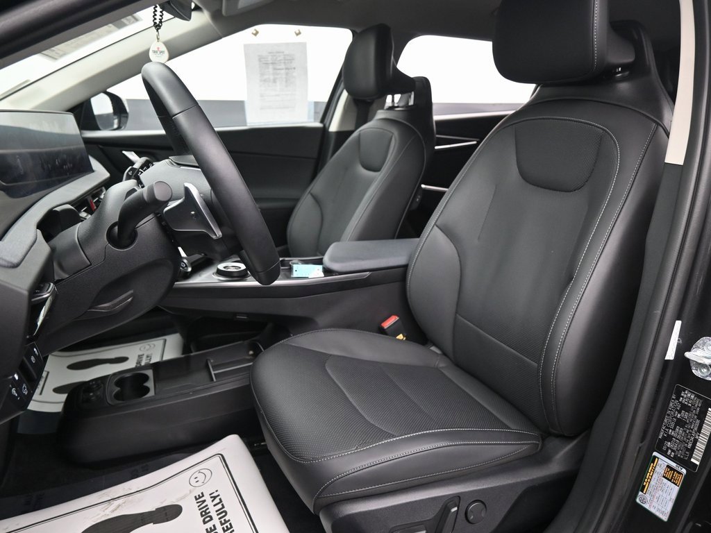 Used 2023 Kia EV6 Wind image 30