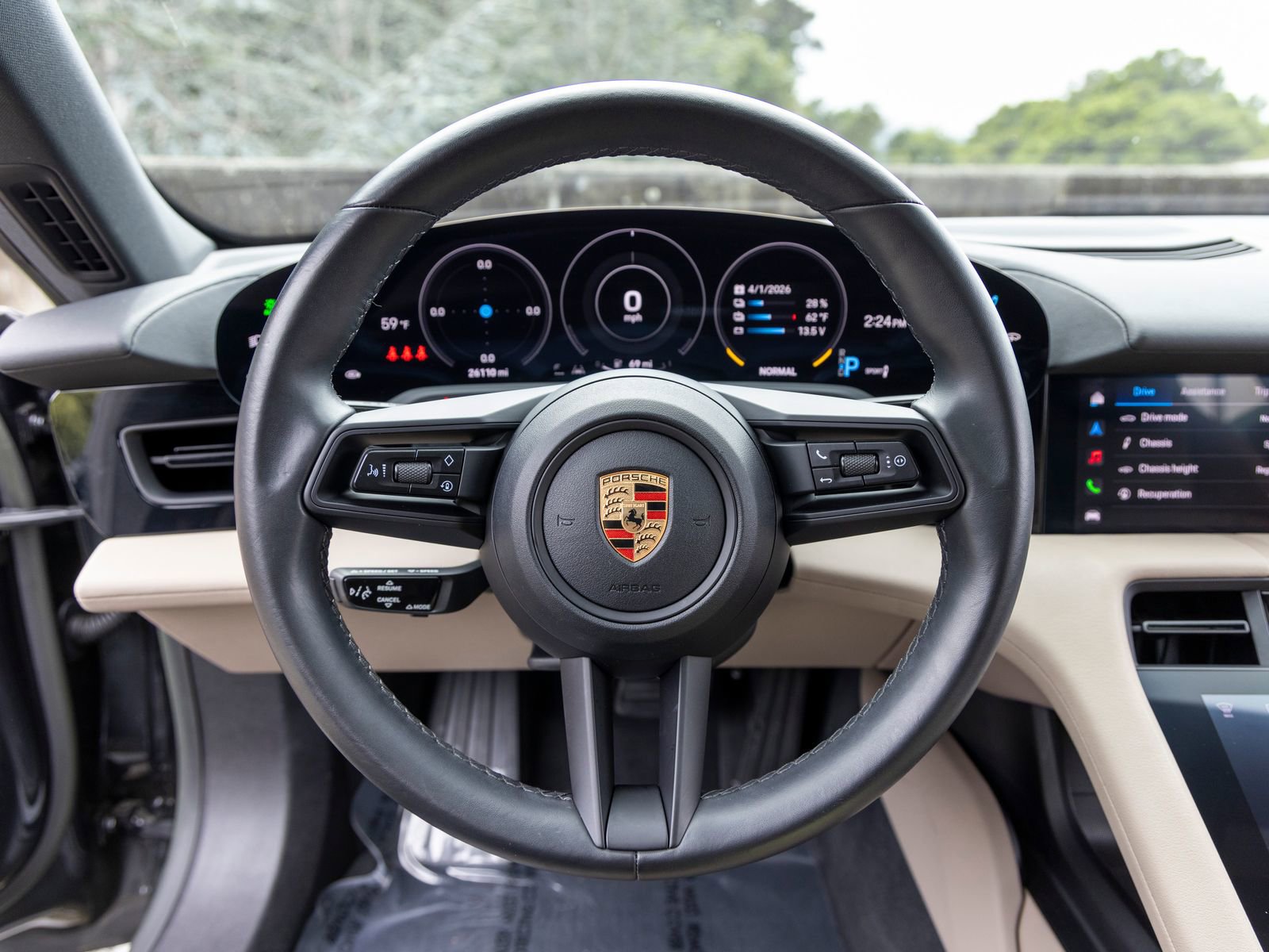 Certified 2023 Porsche Taycan image 31