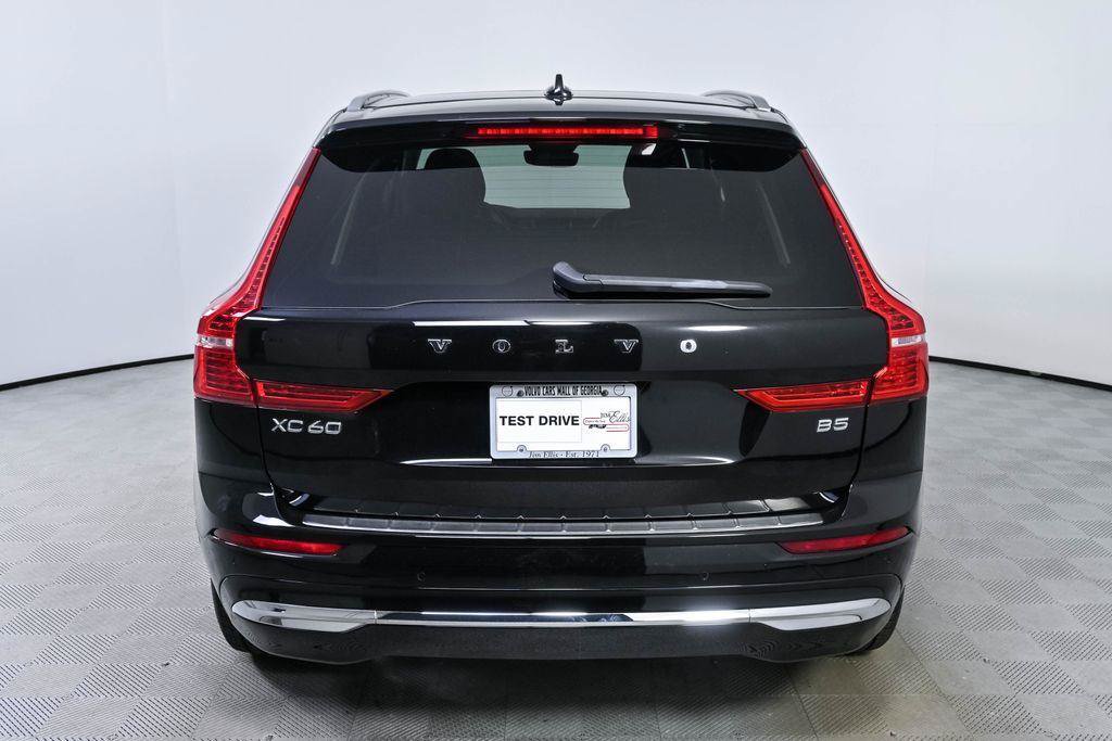 Certified 2023 Volvo XC60 B5 Ultimate w/ Climate Package FWD image 31