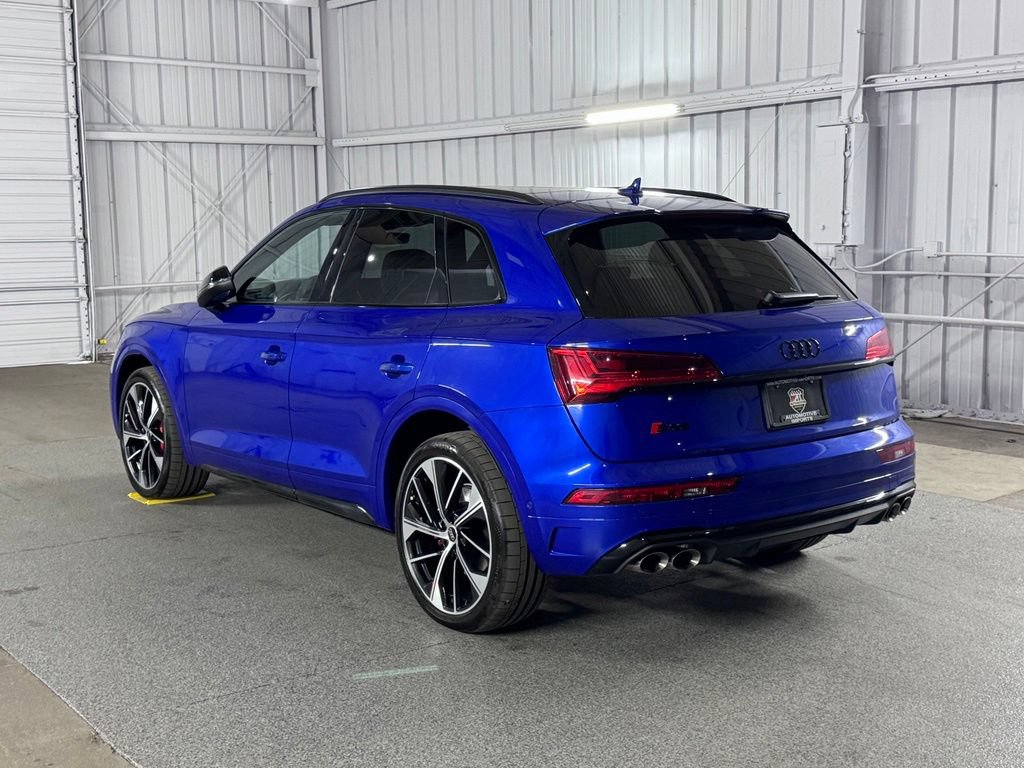 Used 2024 Audi SQ5 Prestige AWD/4WD image 12