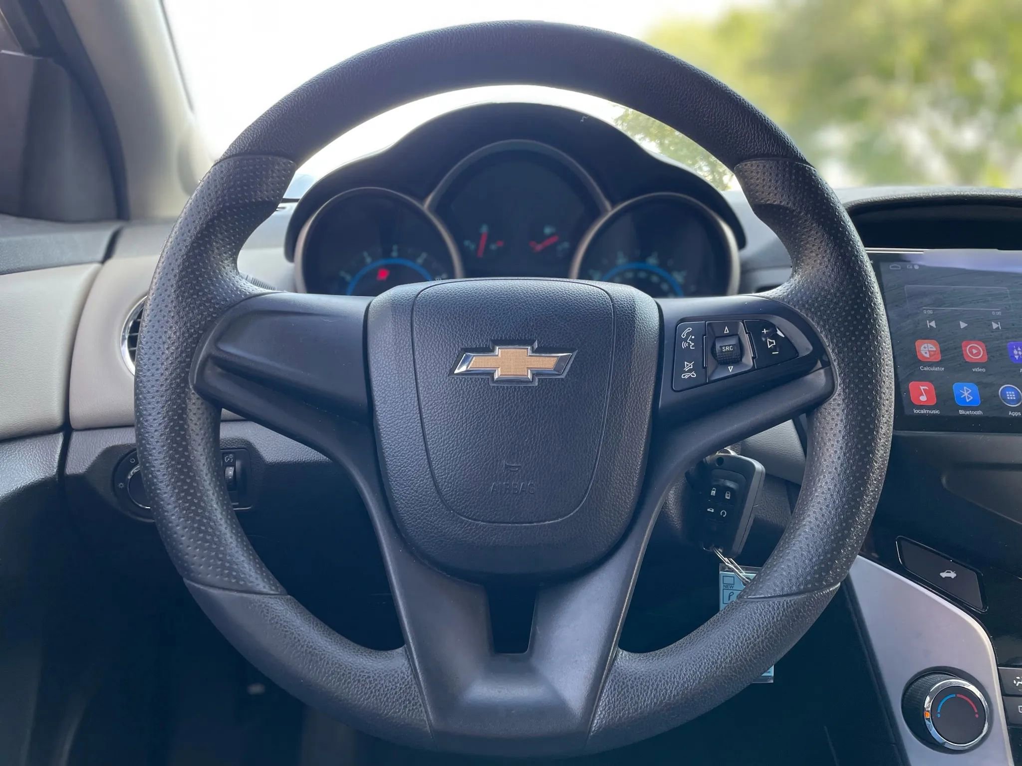 Used 2015 Chevrolet Cruze LS image 12