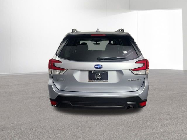Used 2022 Subaru Forester Premium AWD/4WD image 32