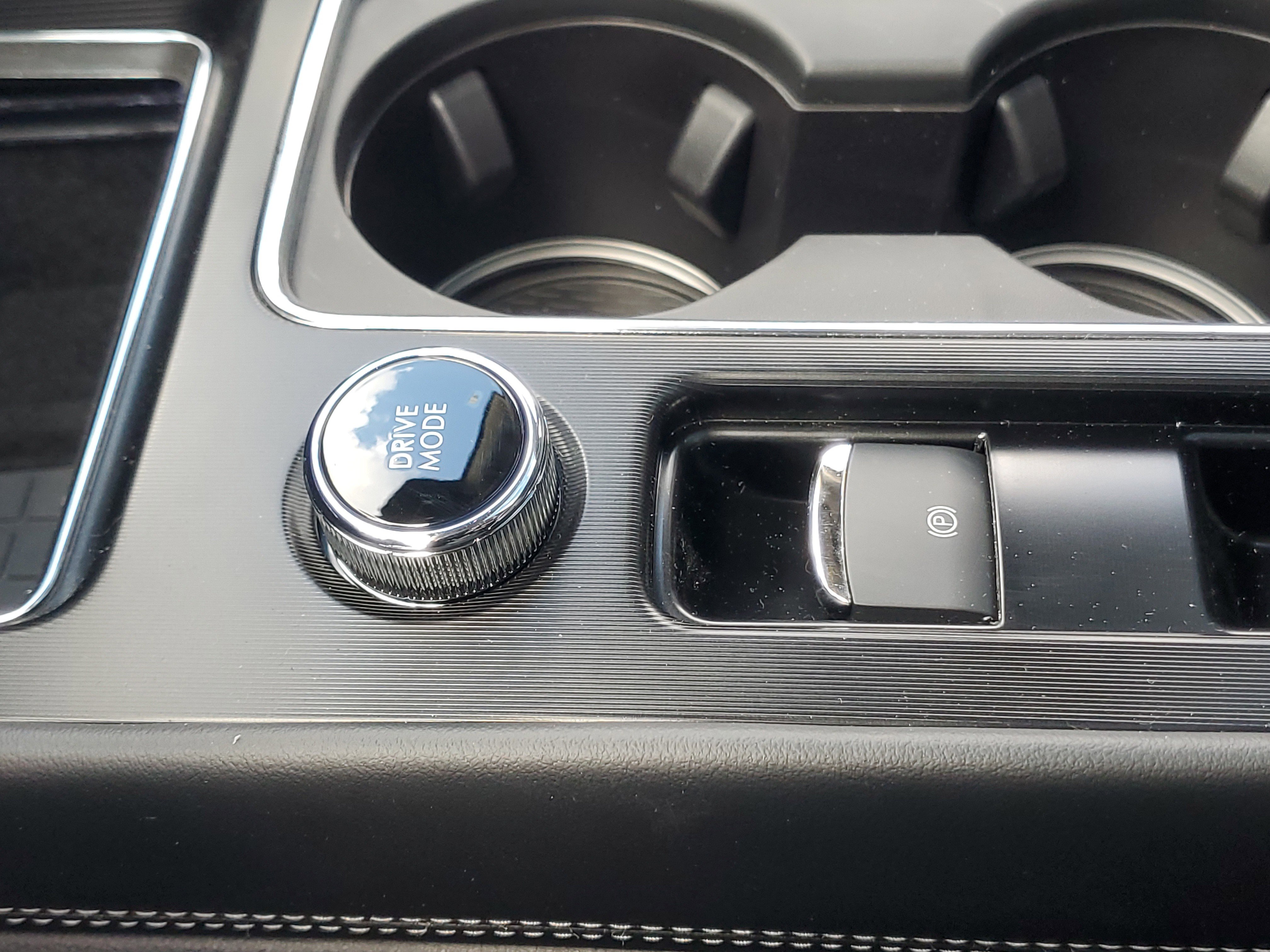 New 2026 Lincoln Corsair Premiere image 24