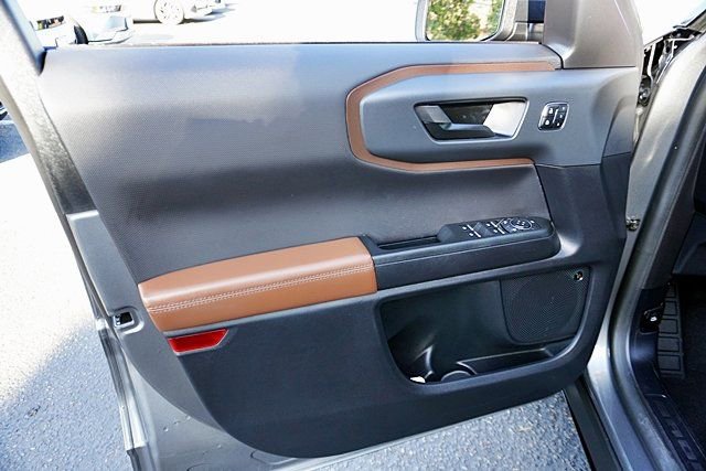 Used 2024 Ford Bronco Sport Outer Banks w/ Tech Package AWD/4WD image 23