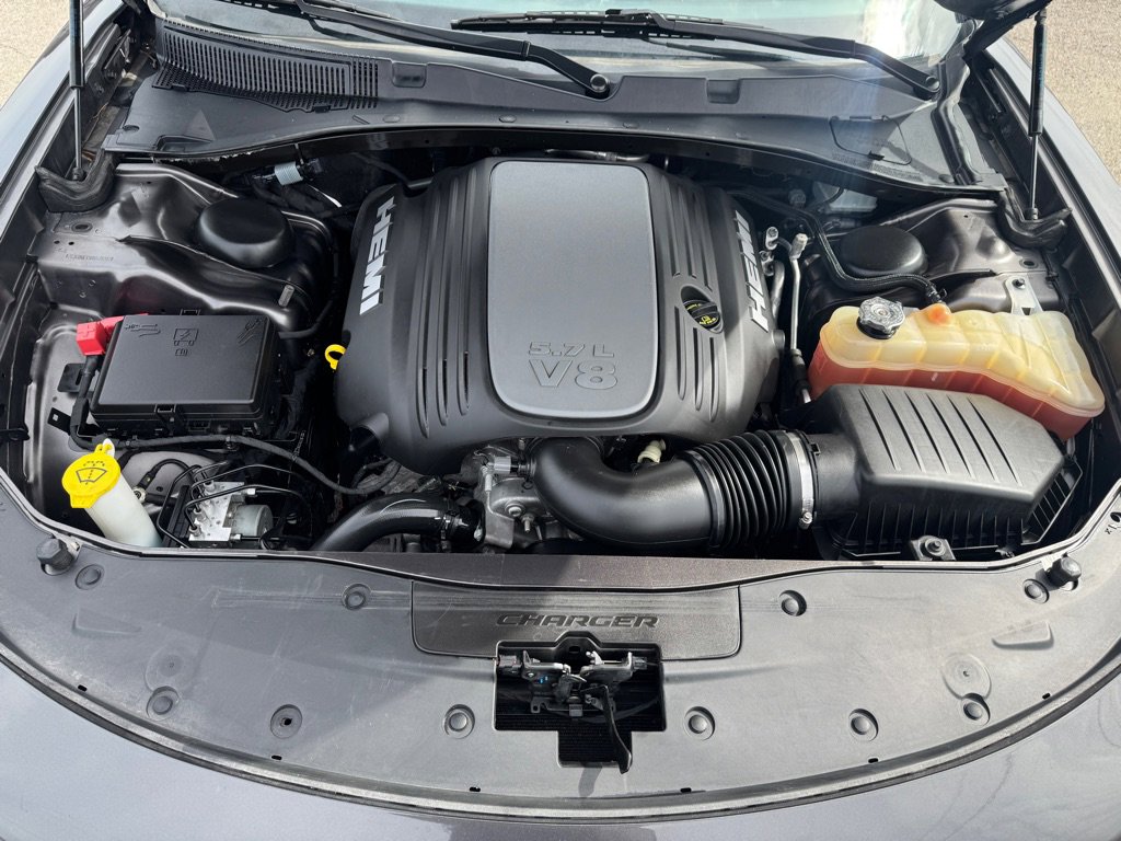 Used 2021 Dodge Charger R/T w/ Navigation & Travel Group image 9