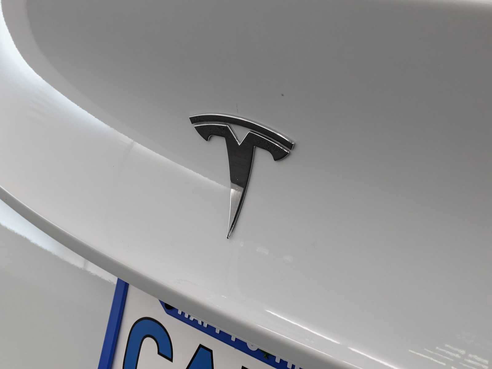 Used 2023 Tesla Model Y Long Range image 12
