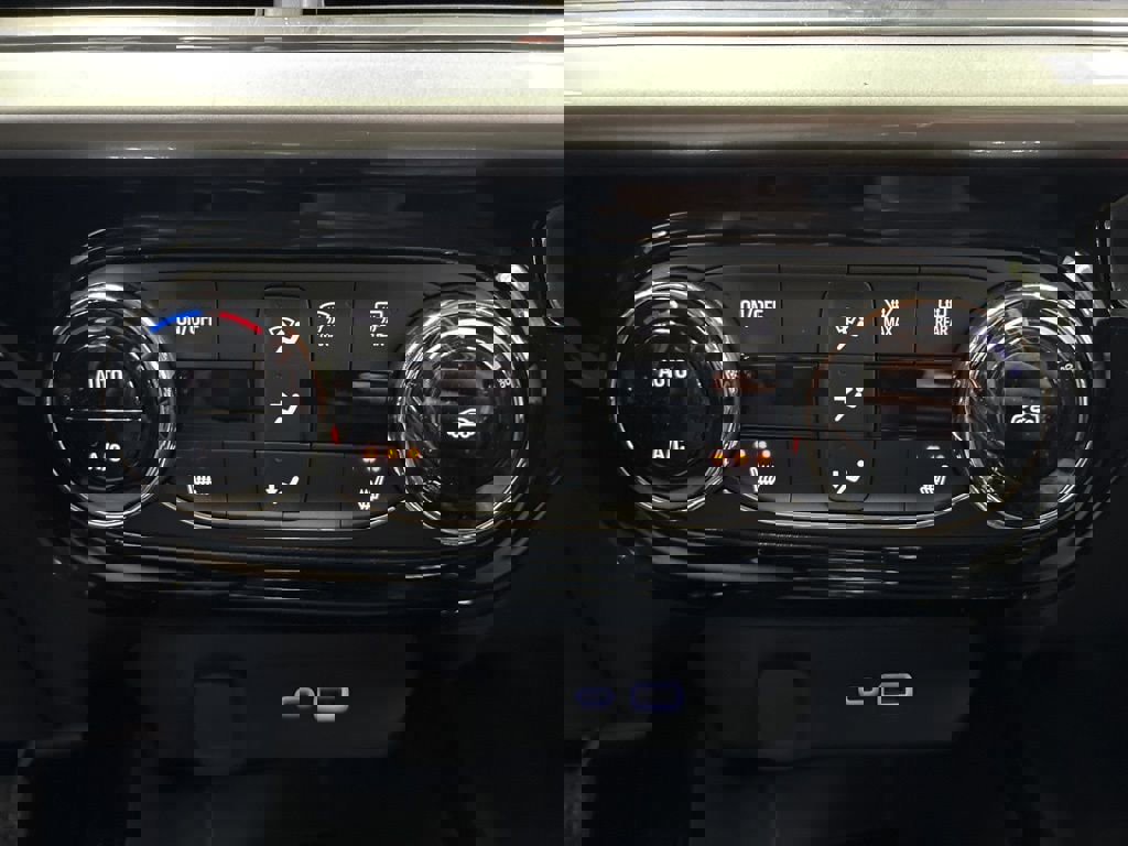 New 2026 Chevrolet Trax LT image 31