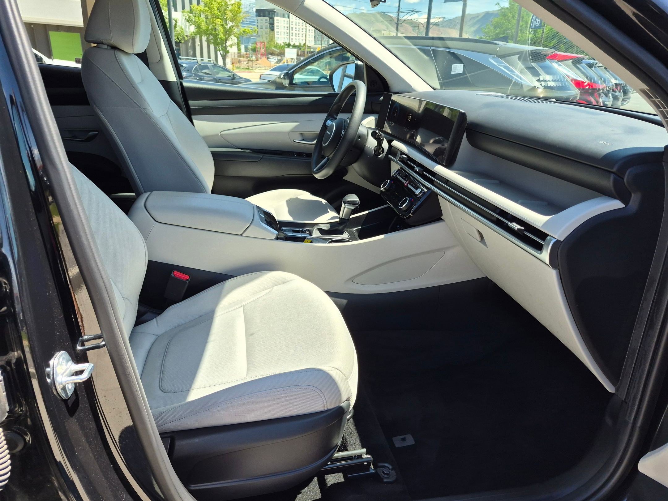 Used 2025 Hyundai Tucson SEL AWD/4WD image 32