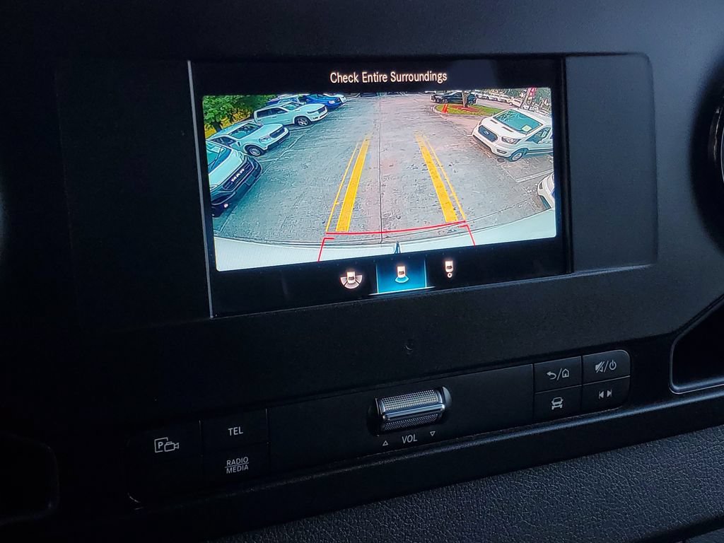 Used 2024 Mercedes-Benz Sprinter 2500 image 24