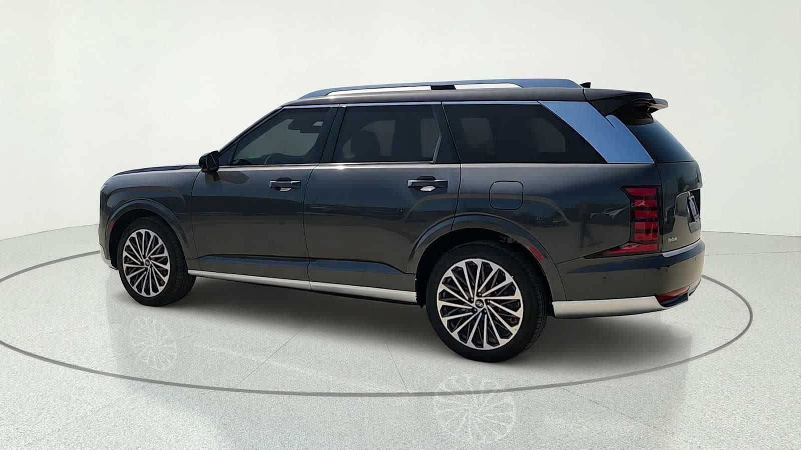 New 2026 Hyundai Palisade Calligraphy FWD image 5
