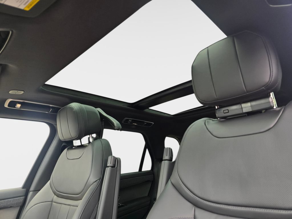 New 2026 Land Rover Range Rover Sport SE AWD/4WD image 30
