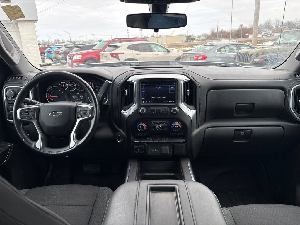 Used 2021 Chevrolet Silverado 1500 LT Trail Boss image 16