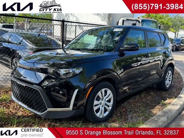 Certified 2023 Kia Soul LX FWD image 1