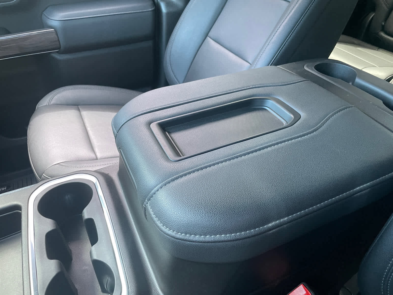 Used 2022 Chevrolet Silverado 1500 LTZ w/ LTZ Premium Package image 31