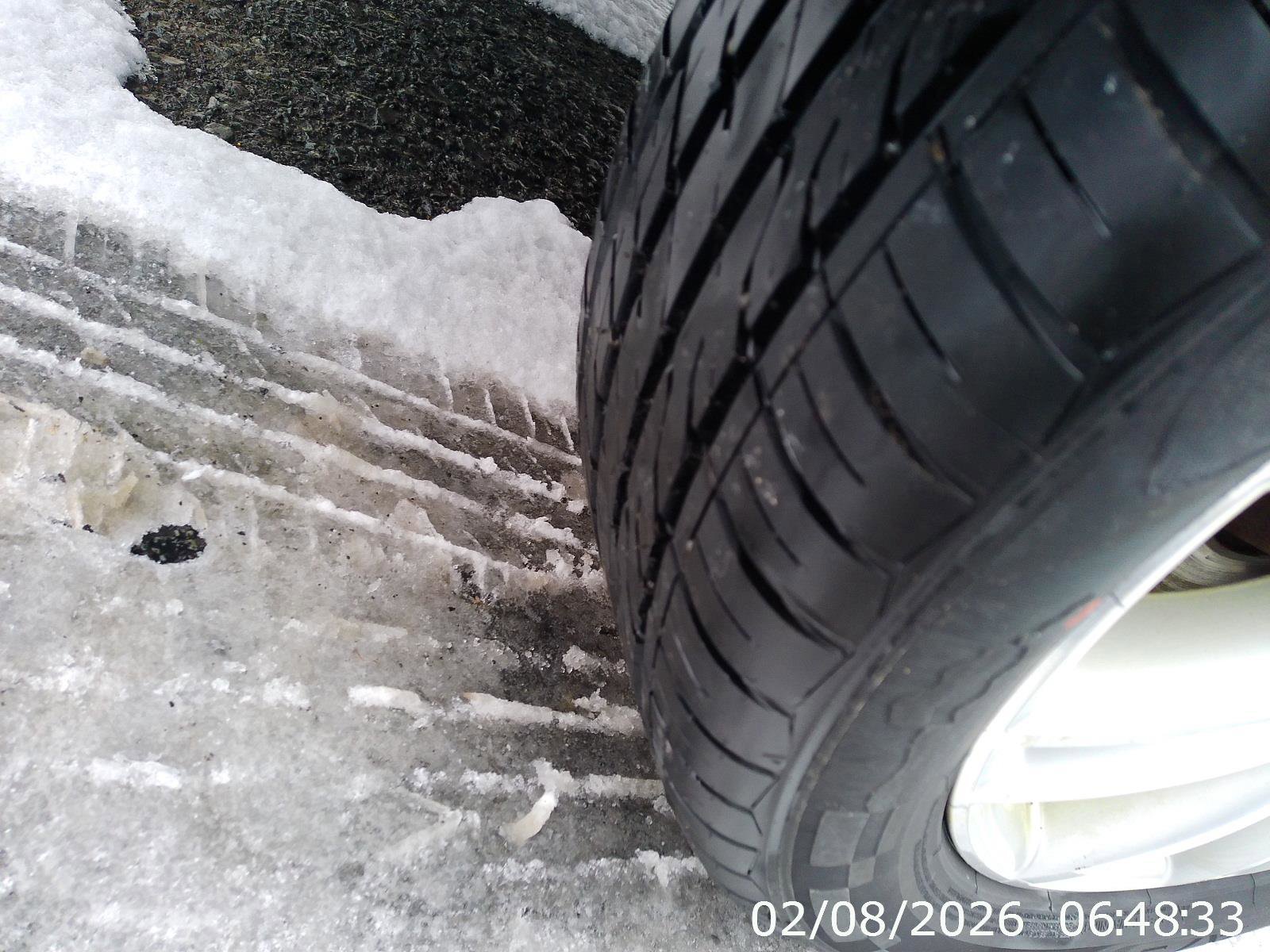 Used 2014 Volkswagen Tiguan SE image 36