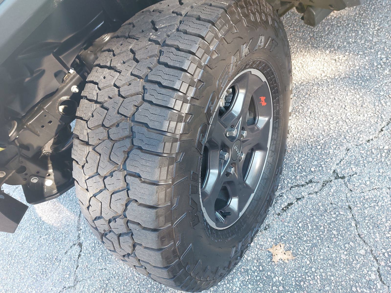 Used 2023 Jeep Gladiator Rubicon w/ LED Lighting Group AWD/4WD image 33