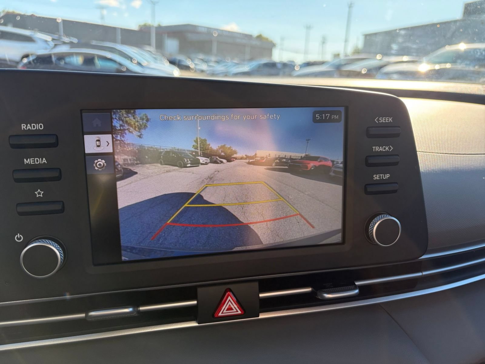 Used 2026 Hyundai Elantra Hybrid FWD image 22