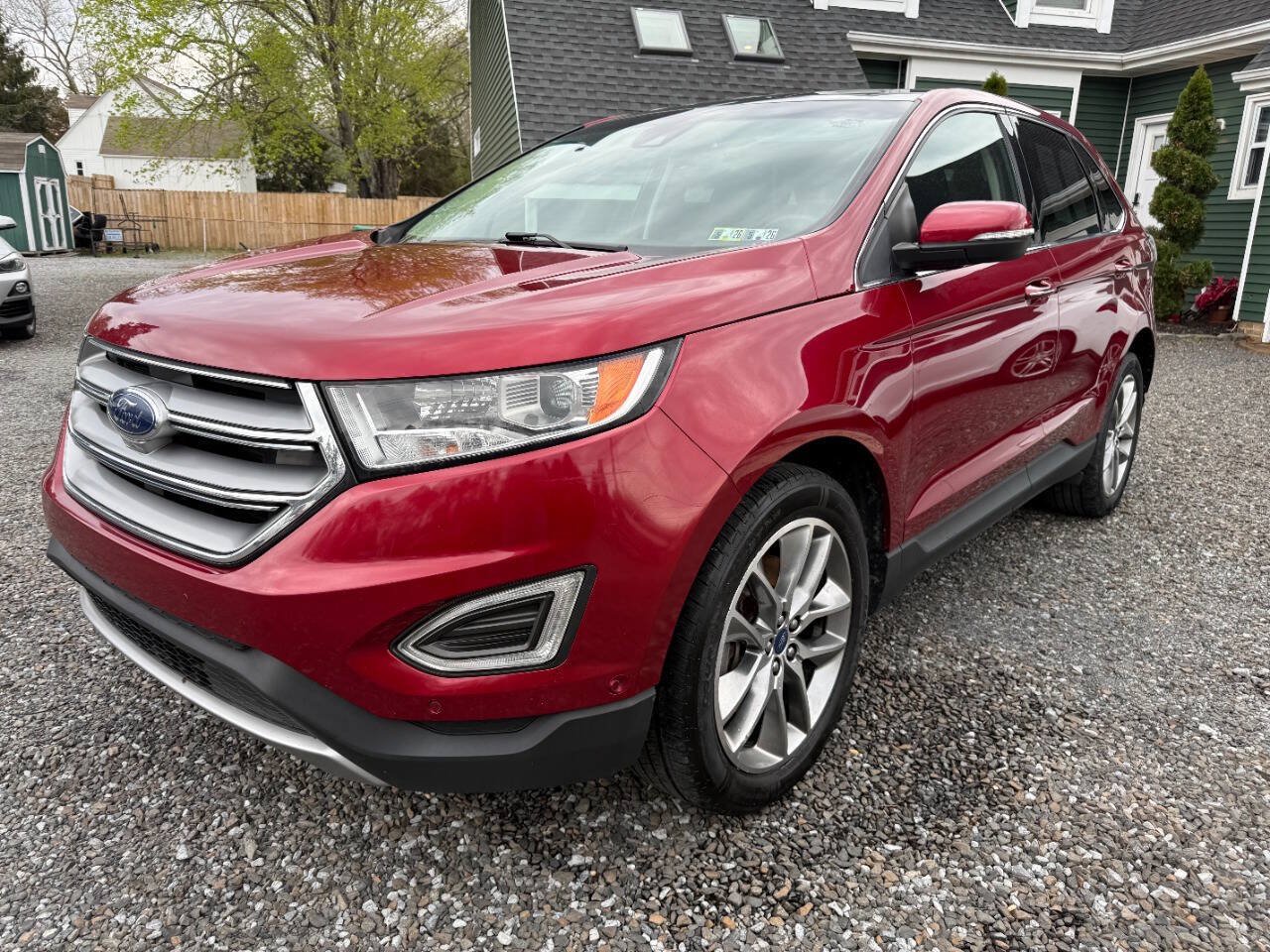 Used 2018 Ford Edge Titanium w/ Equipment Group 302A AWD/4WD image 8