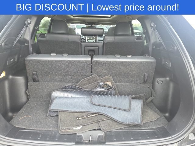 Used 2022 Mitsubishi Outlander SE AWD/4WD image 12