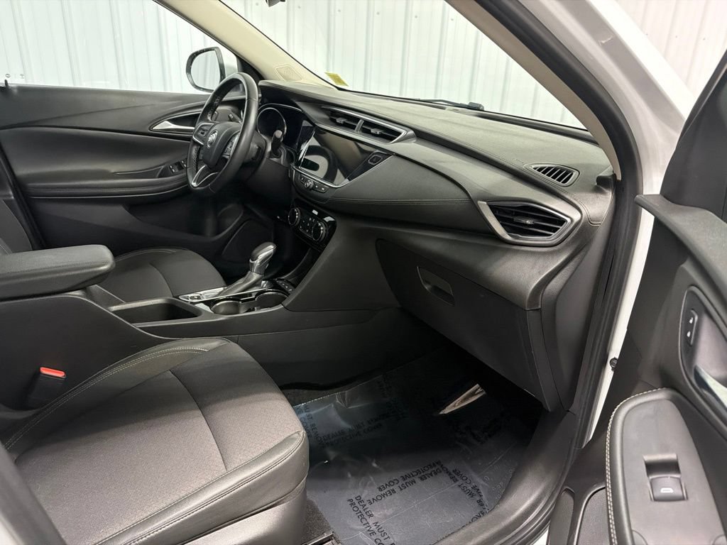 Used 2020 Buick Encore GX Preferred w/ Cold Weather Comfort Package AWD/4WD image 15