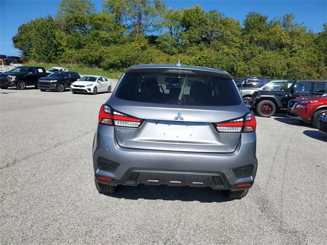 Used 2021 Mitsubishi Outlander Sport SE image 5