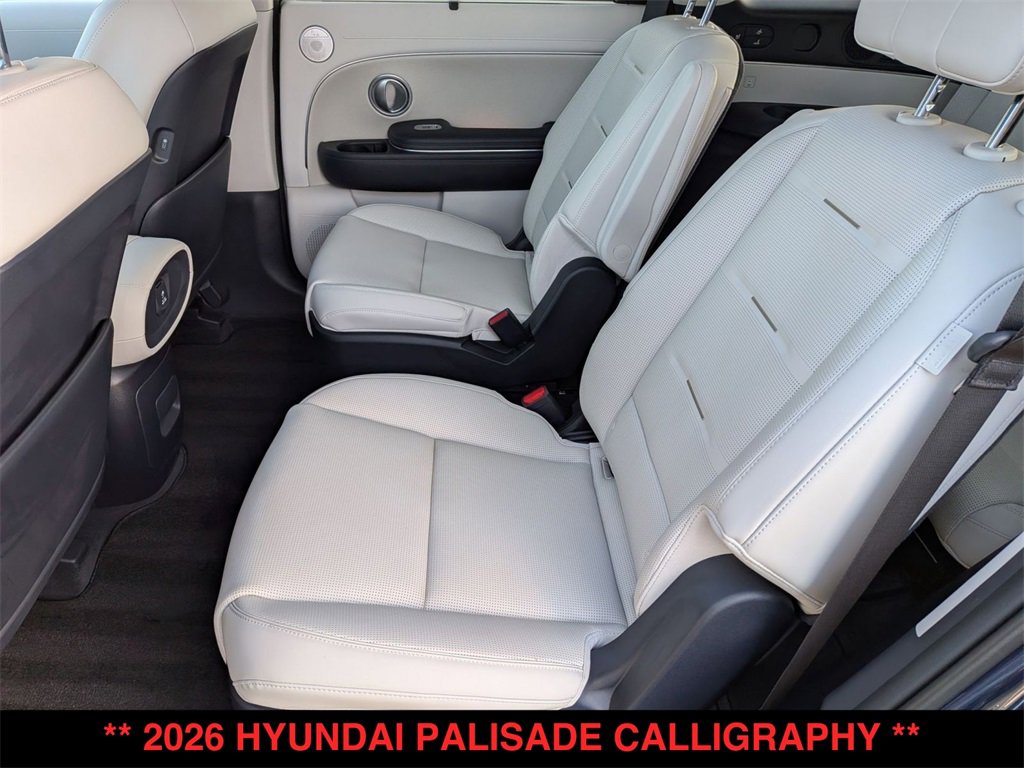 Used 2026 Hyundai Palisade Calligraphy image 4