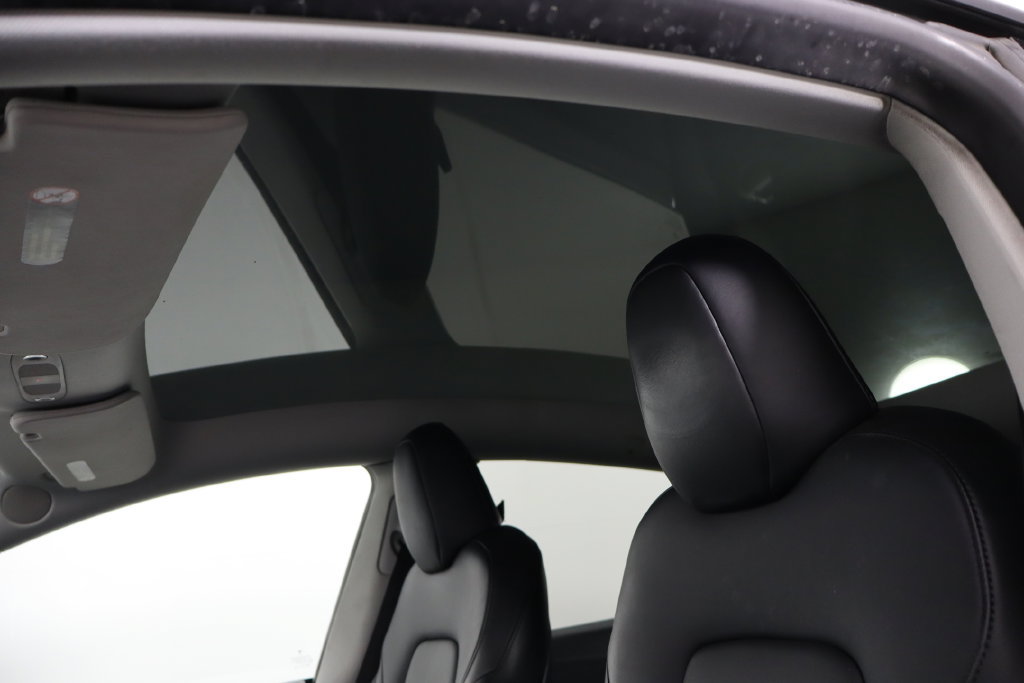 Used 2023 Tesla Model Y Long Range AWD/4WD image 22