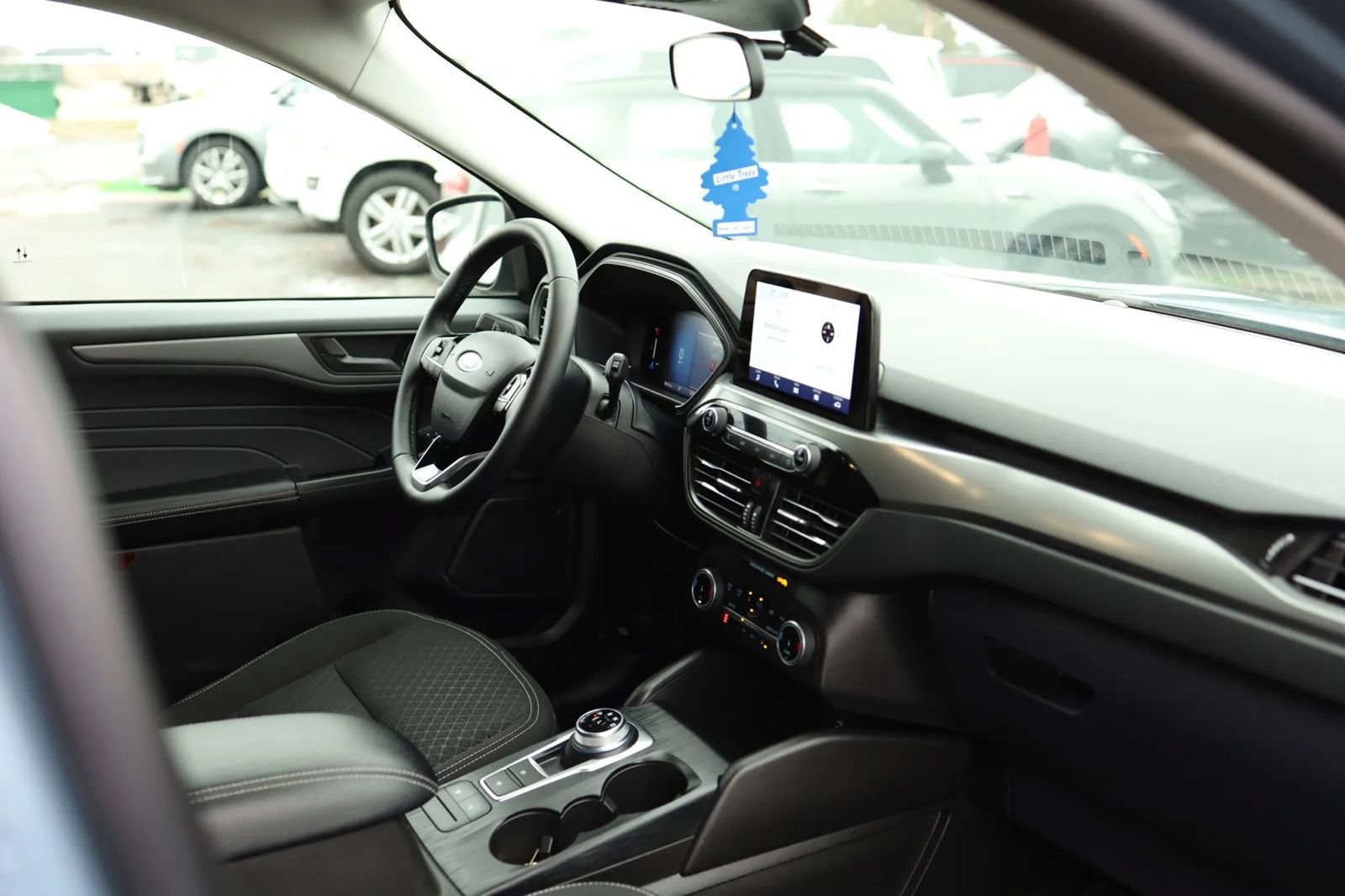Used 2025 Ford Escape Active w/ Cold Weather Package AWD/4WD image 48
