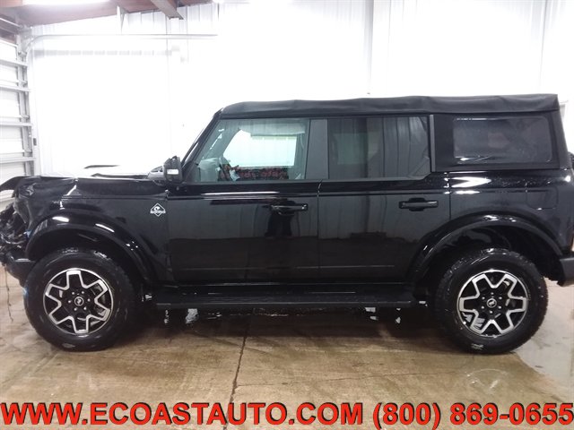 Used 2022 Ford Bronco Outer Banks image 2