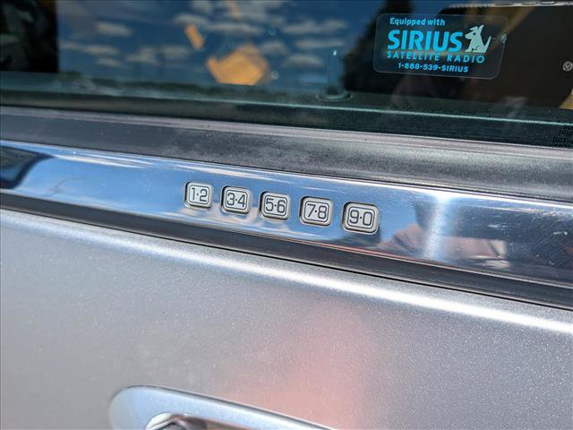 Used 2012 Lincoln Navigator L 4WD image 11