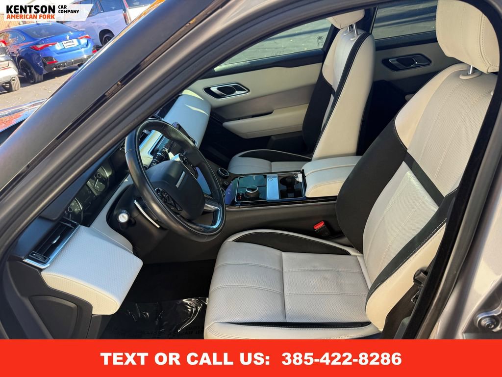 Used 2020 Land Rover Range Rover Velar R-Dynamic S image 32