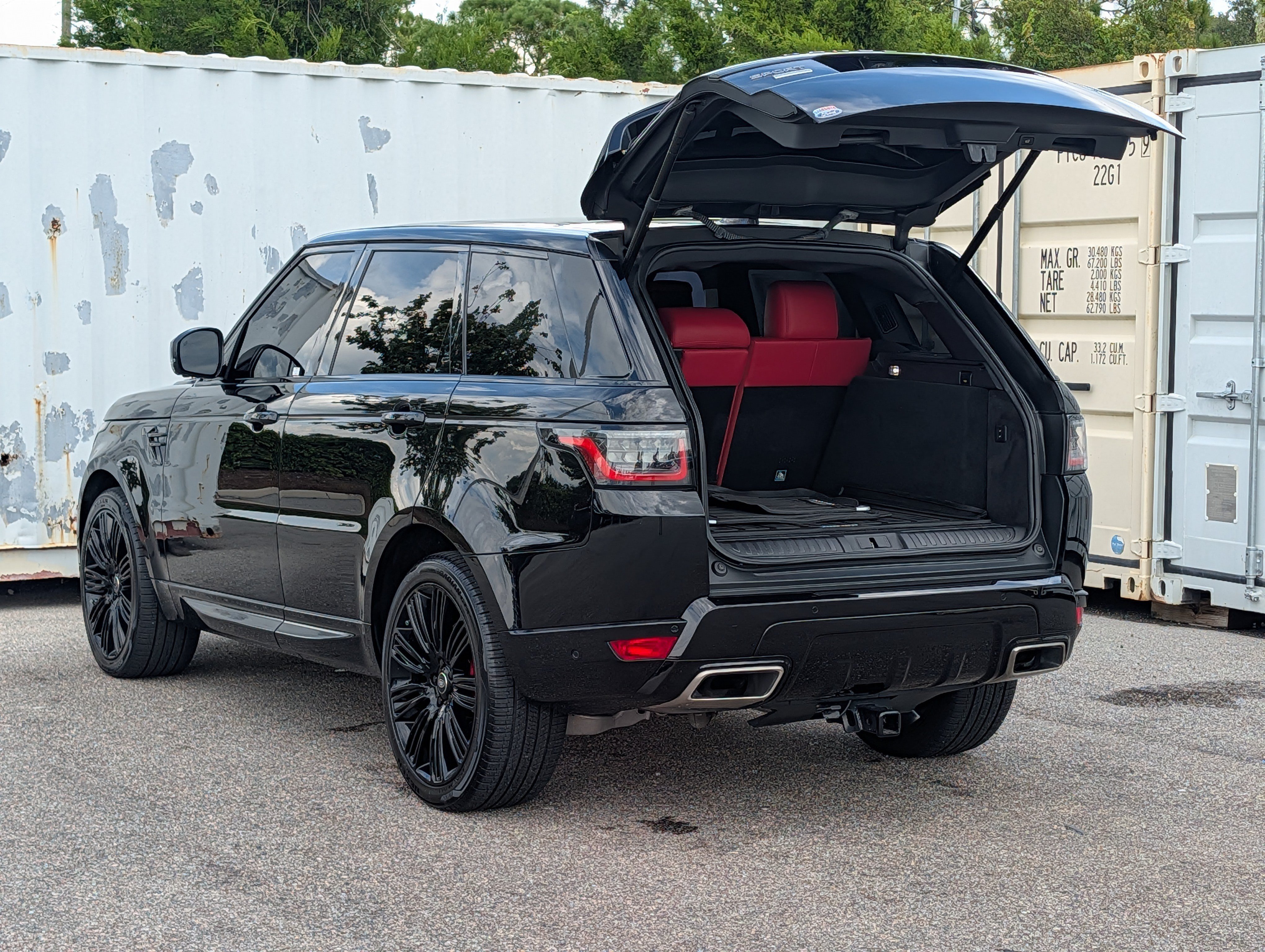 Used 2019 Land Rover Range Rover Sport Supercharged AWD/4WD image 14