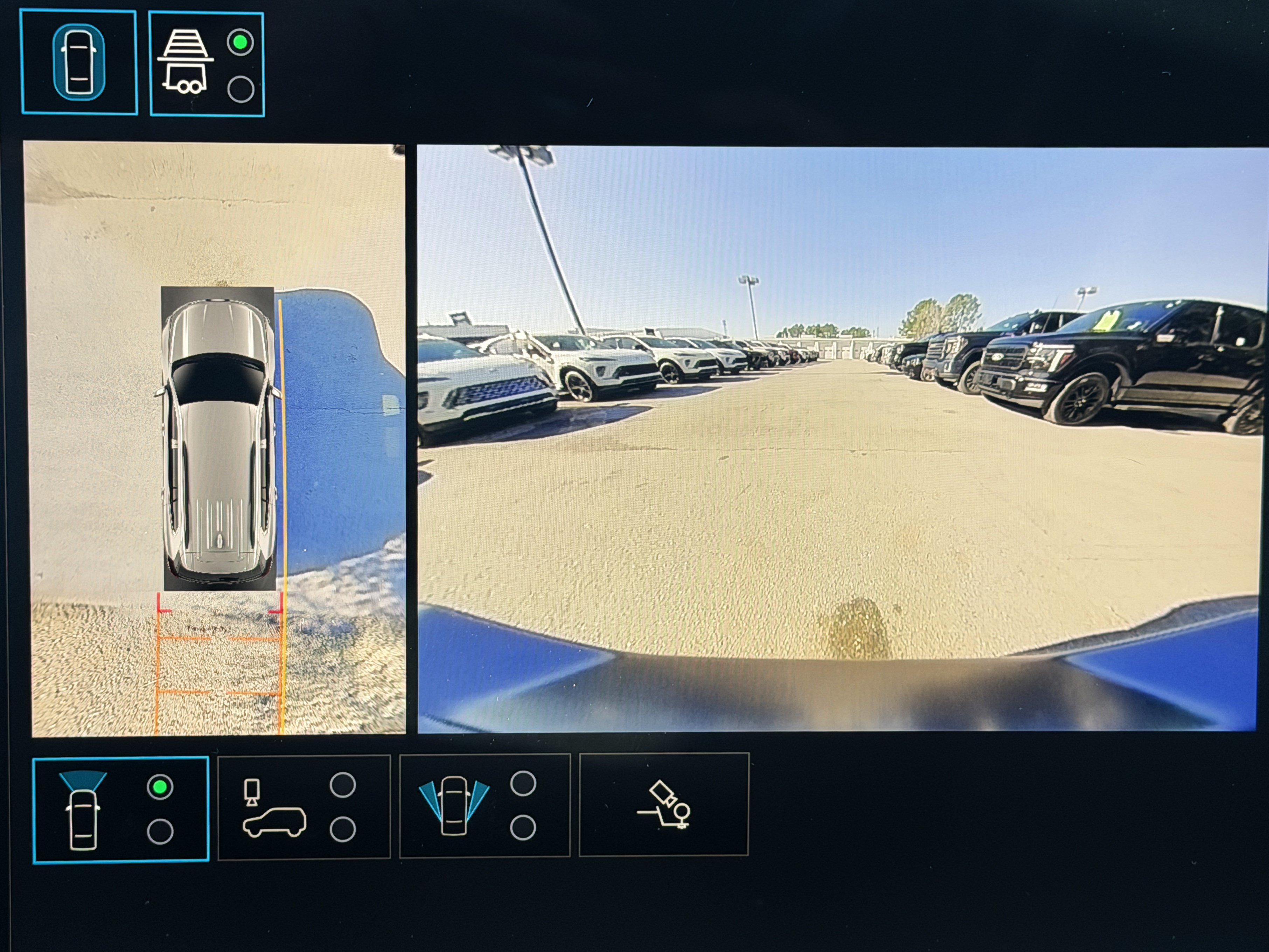 New 2026 GMC Acadia AT4 w/ Luxury Package AWD/4WD image 36