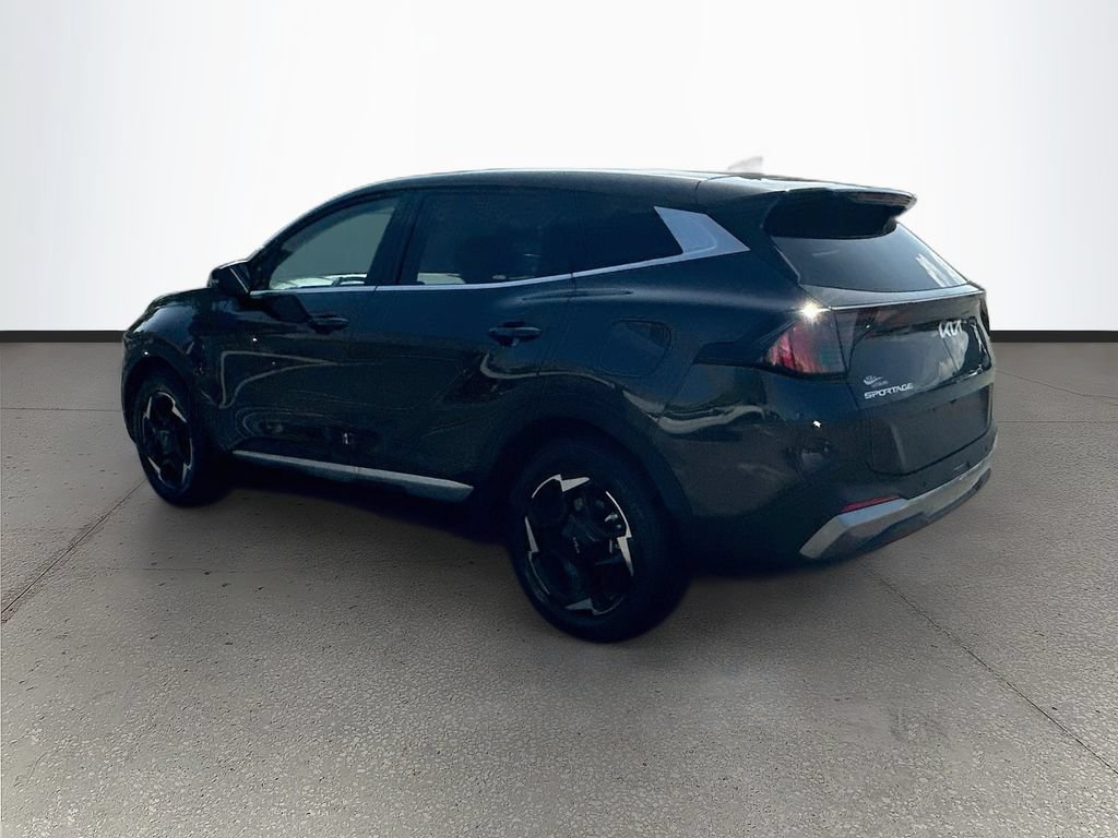 Certified 2026 Kia Sportage EX FWD image 5