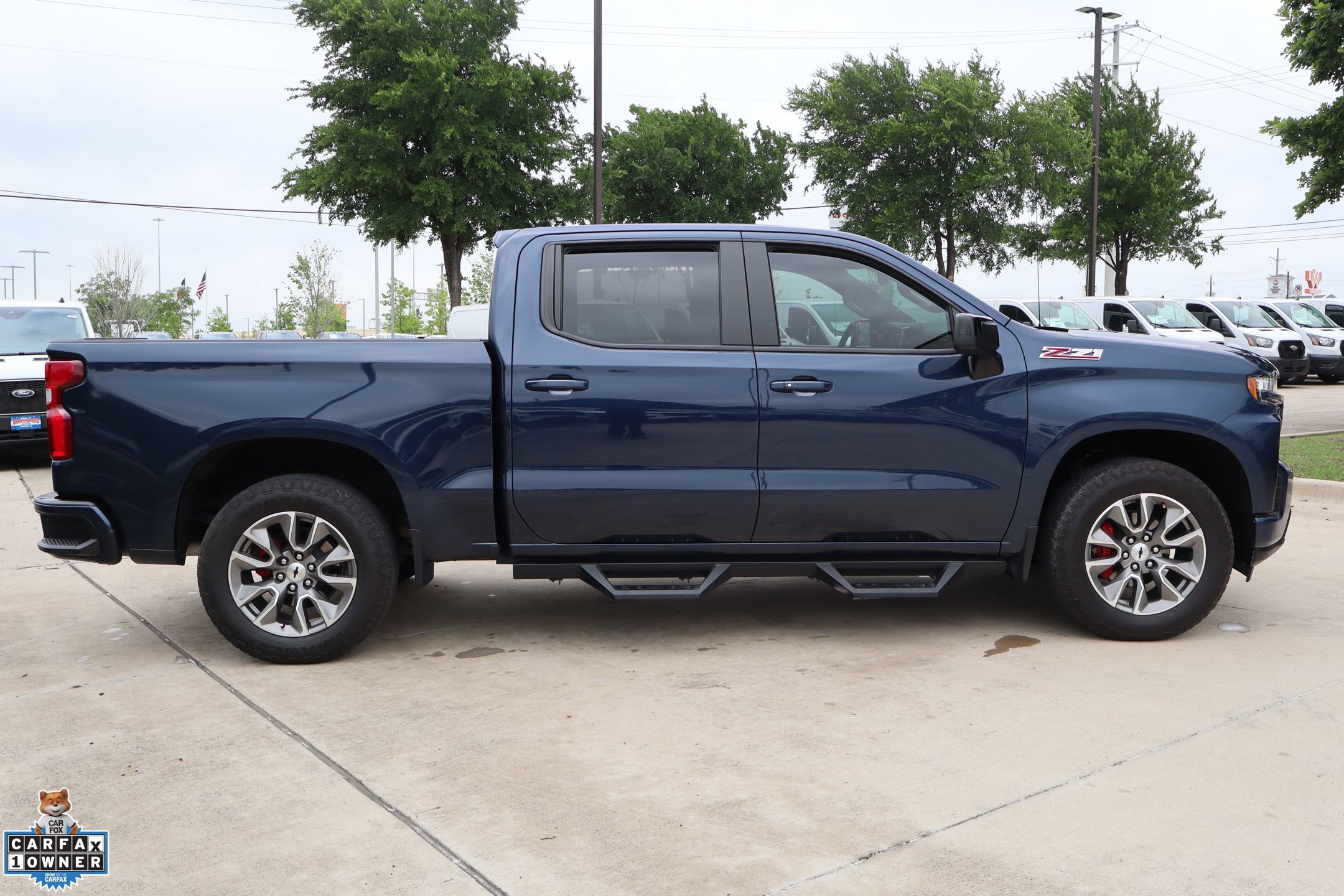 Used 2022 Chevrolet Silverado 1500 RST AWD/4WD image 2