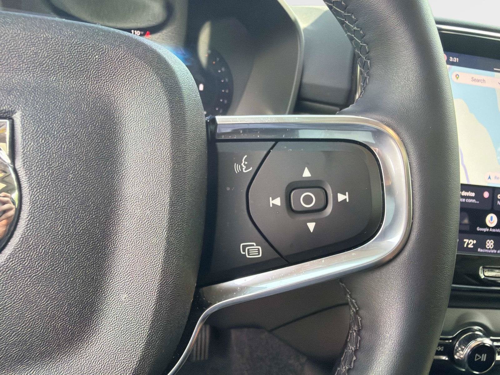 Used 2026 Volvo XC40 B5 Plus AWD/4WD image 26