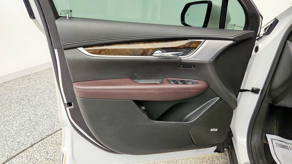 Used 2021 Cadillac XT6 Premium Luxury FWD image 11