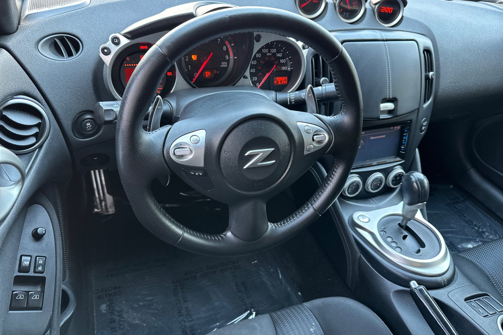 Used 2013 Nissan 370Z Coupe RWD image 16