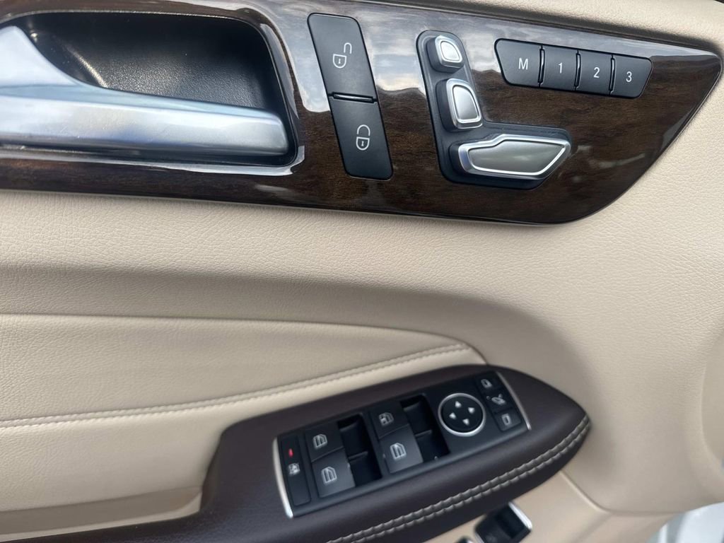 Used 2018 Mercedes-Benz GLS 450 4MATIC image 20