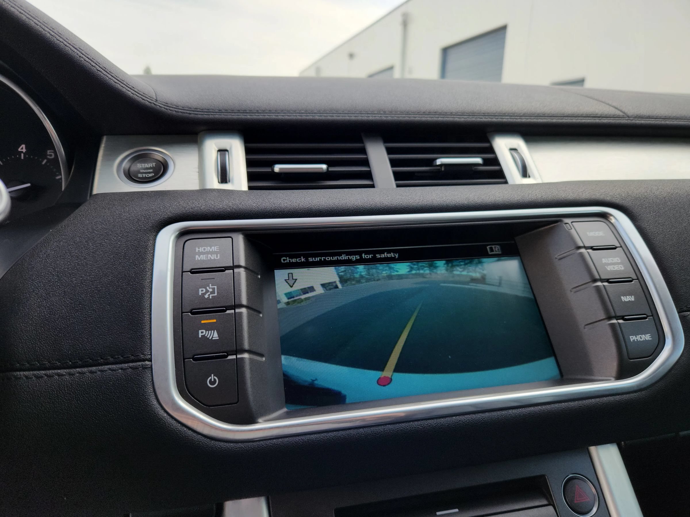 Used 2015 Land Rover Range Rover Evoque Pure Premium AWD/4WD image 13