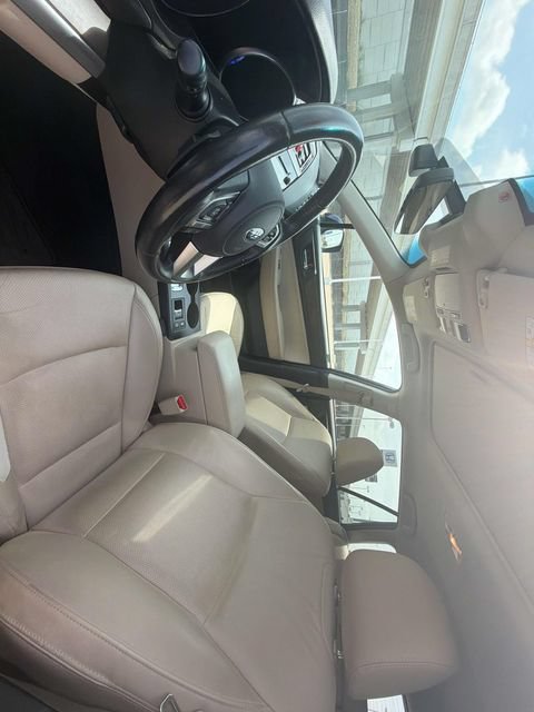 Used 2017 Subaru Outback 2.5i Limited AWD/4WD image 7