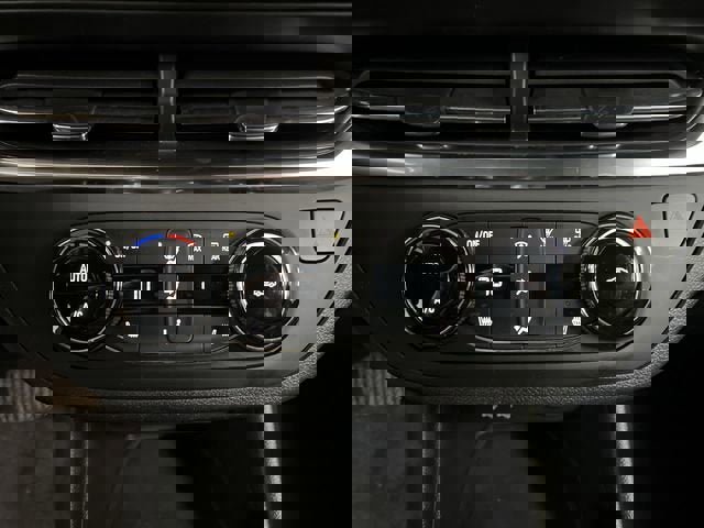 Certified 2024 Buick Envista Preferred w/ Convenience I Package image 17