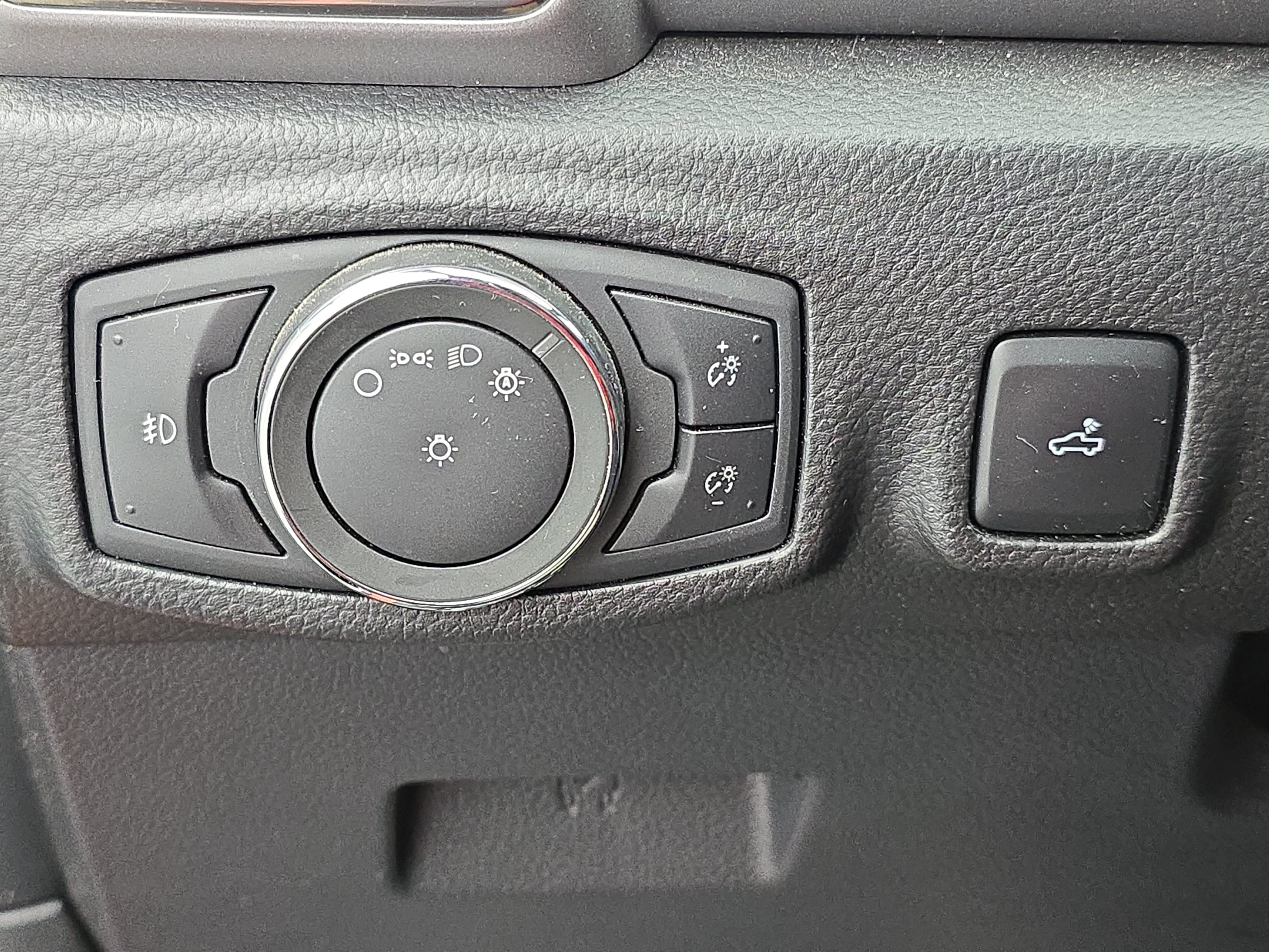 Used 2019 Ford Ranger XLT w/ Equipment Group 301A Mid RWD image 24