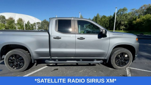Used 2020 Chevrolet Silverado 1500 Custom w/ Custom Value Package AWD/4WD image 10