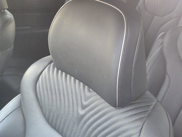 Used 2025 Hyundai Palisade Calligraphy image 14