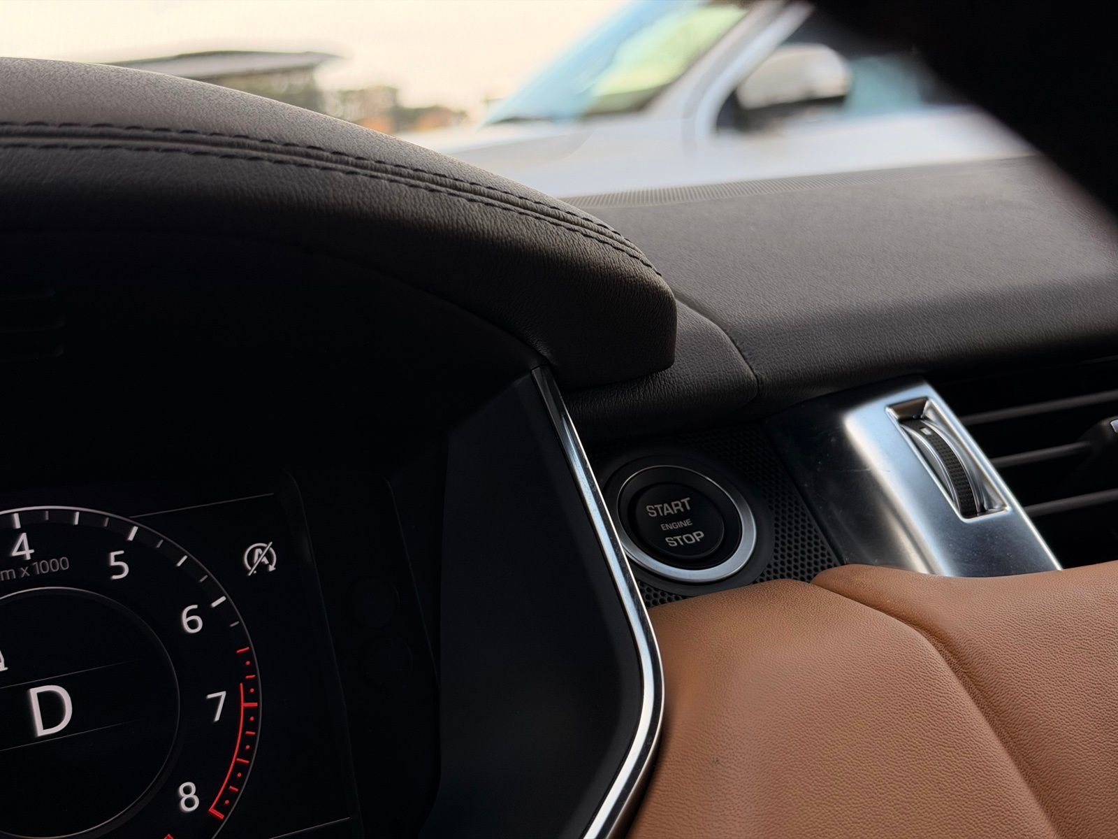 Used 2020 Land Rover Range Rover Sport HSE Dynamic image 54